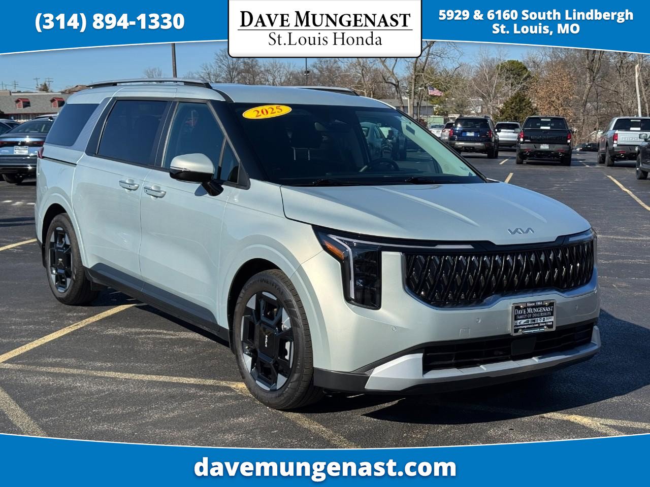 Used 2025 Kia Carnival EX