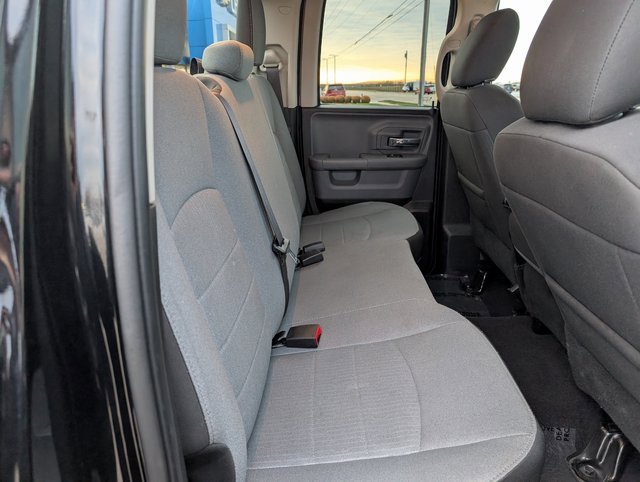 Used 2024 RAM 1500 Classic SLT image 6