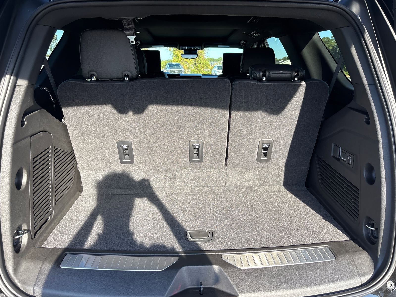 New 2026 GMC Yukon Denali w/ Denali Reserve Package image 35