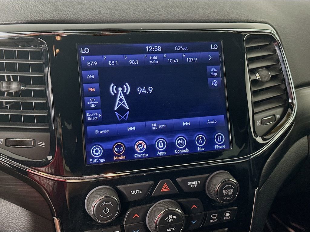 Certified 2019 Jeep Grand Cherokee Altitude AWD/4WD image 22
