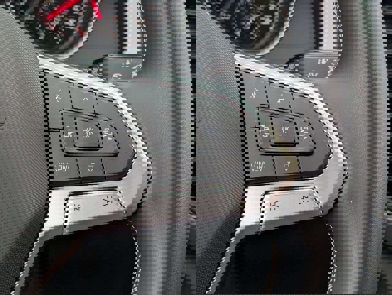 Used 2021 Volkswagen Atlas SE image 23