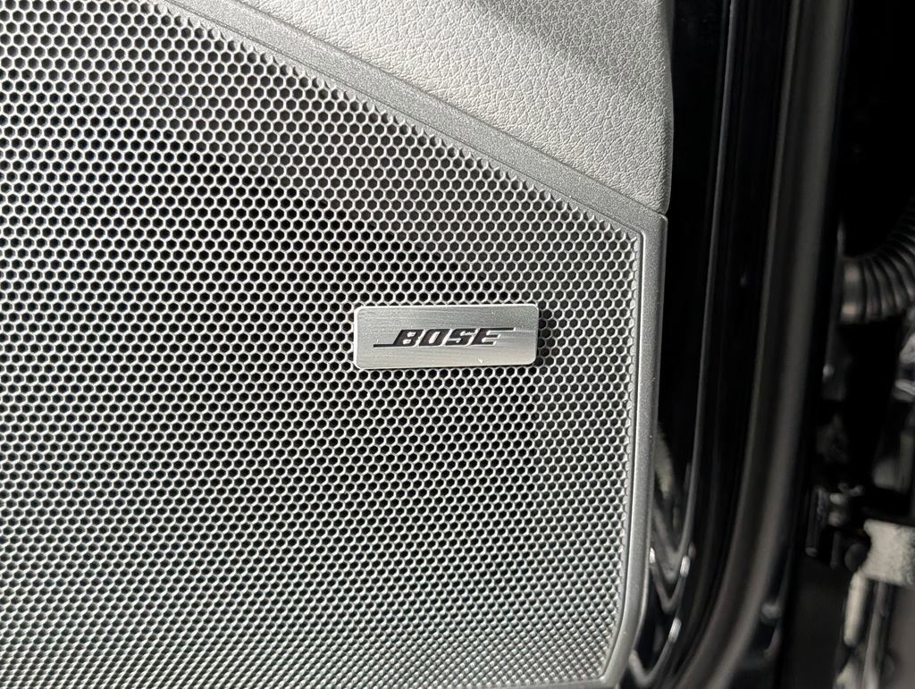 Certified 2025 Porsche Cayenne S image 28