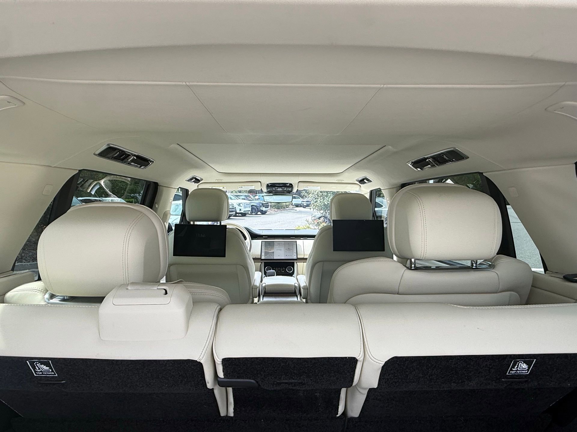 Used 2023 Land Rover Range Rover Long Wheelbase Autobiography image 15