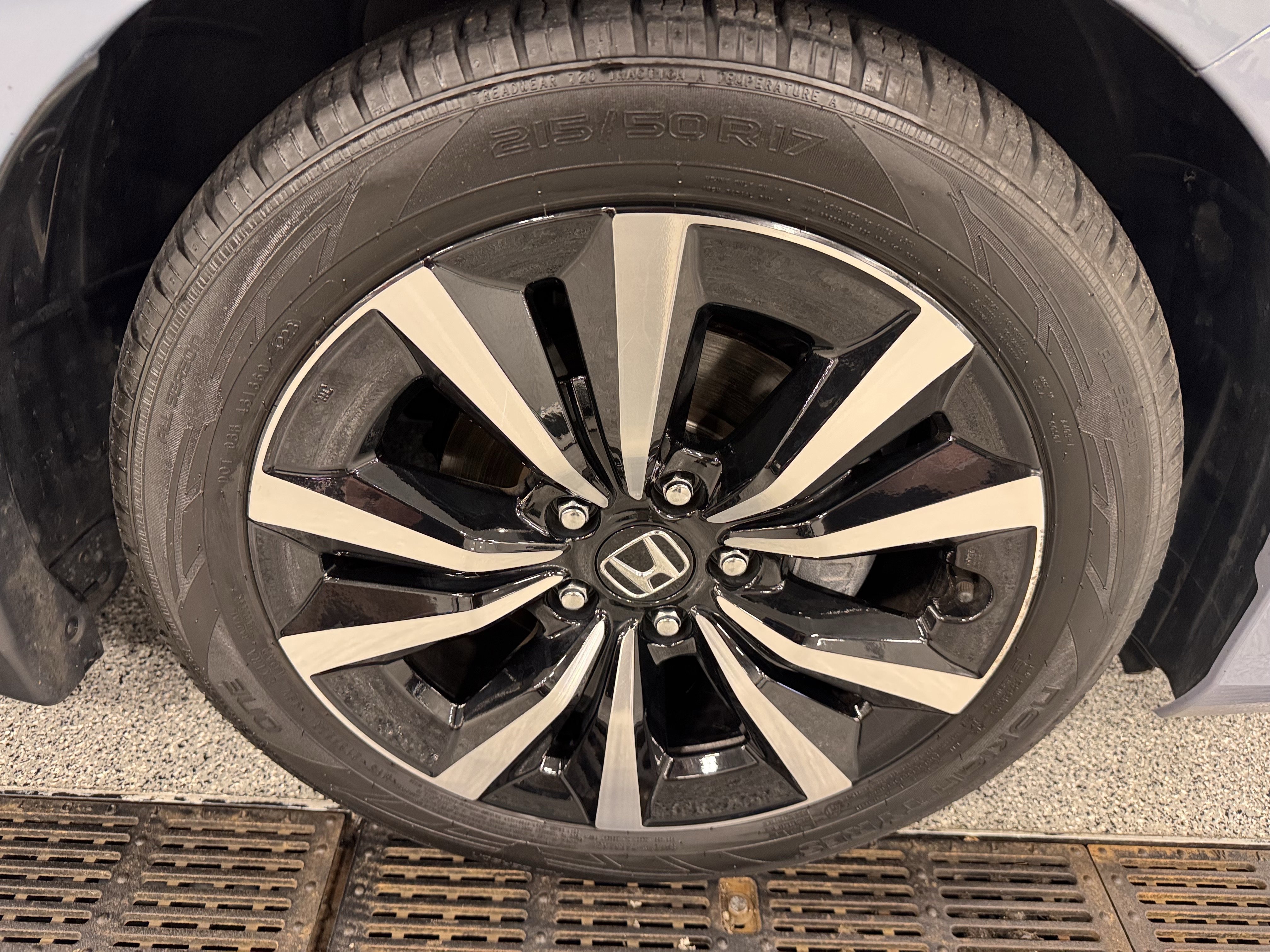 Used 2024 Honda Civic EX image 29