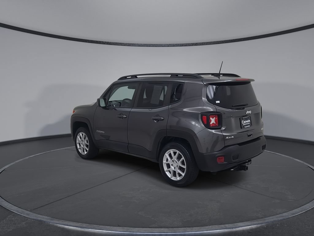 Used 2020 Jeep Renegade Latitude w/ Popular Equipment Group AWD/4WD image 12