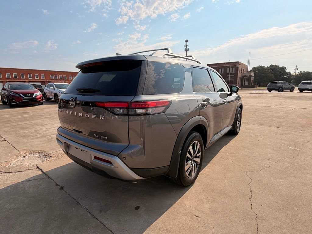 Certified 2023 Nissan Pathfinder SL AWD/4WD image 7