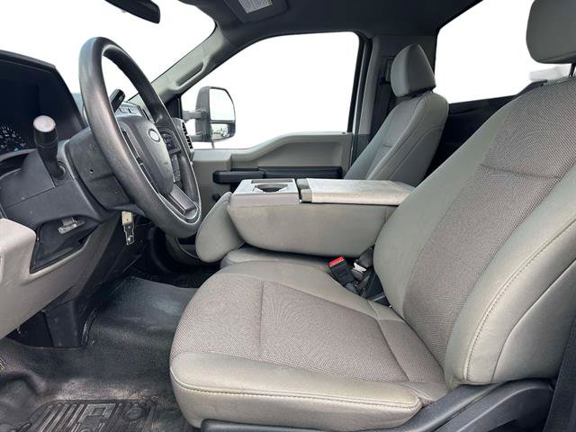 Used 2022 Ford F550 4x4 Regular Cab Super Duty image 11
