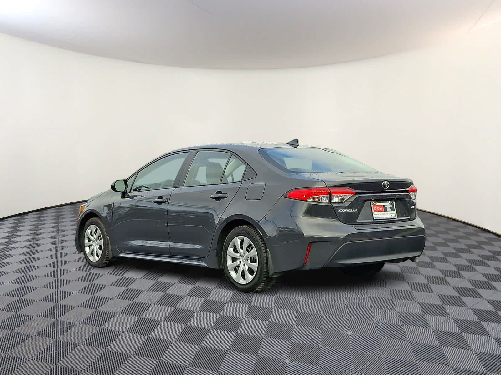 Used 2024 Toyota Corolla LE FWD image 7