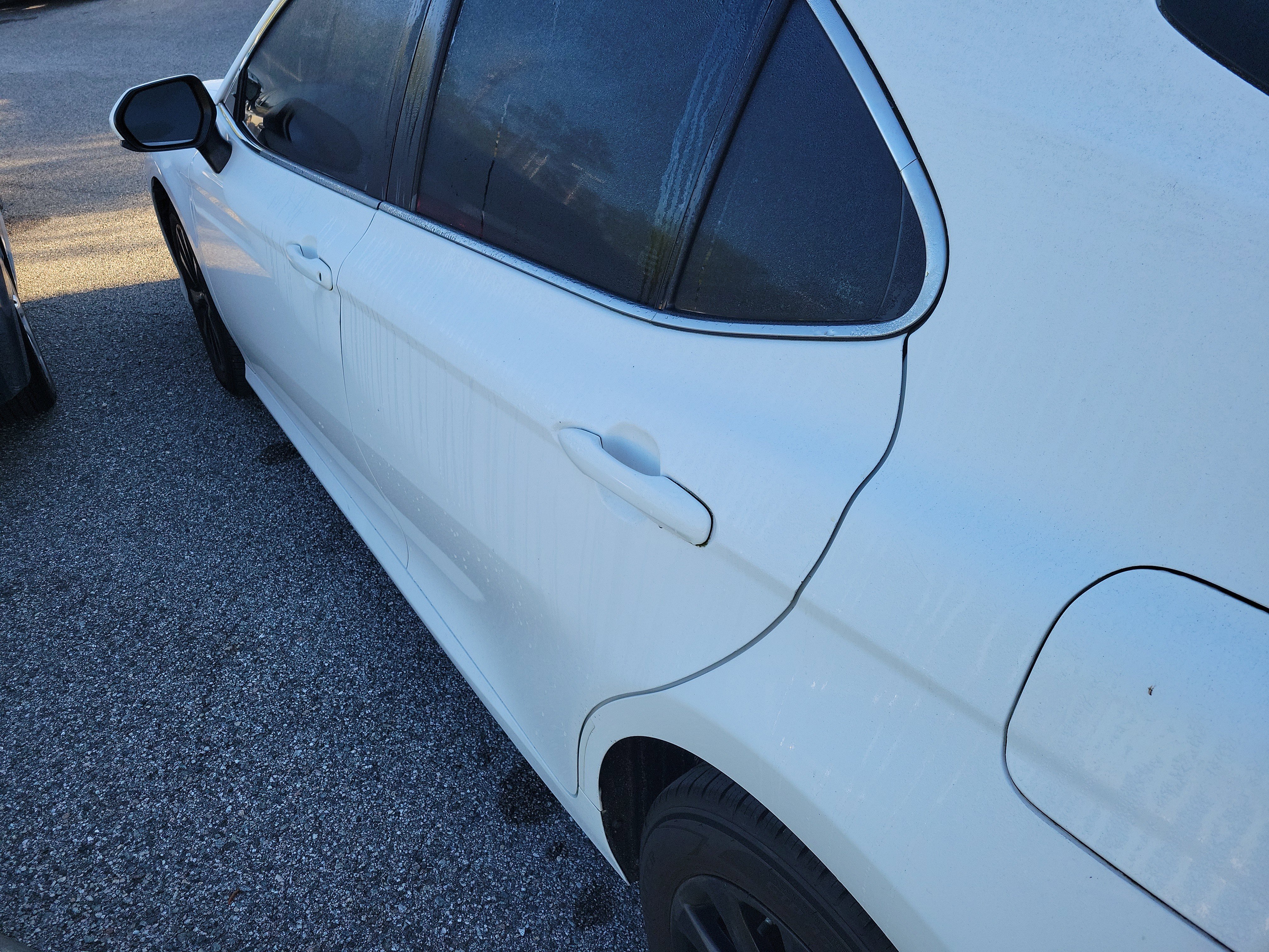 Used 2019 Toyota Camry LE image 24