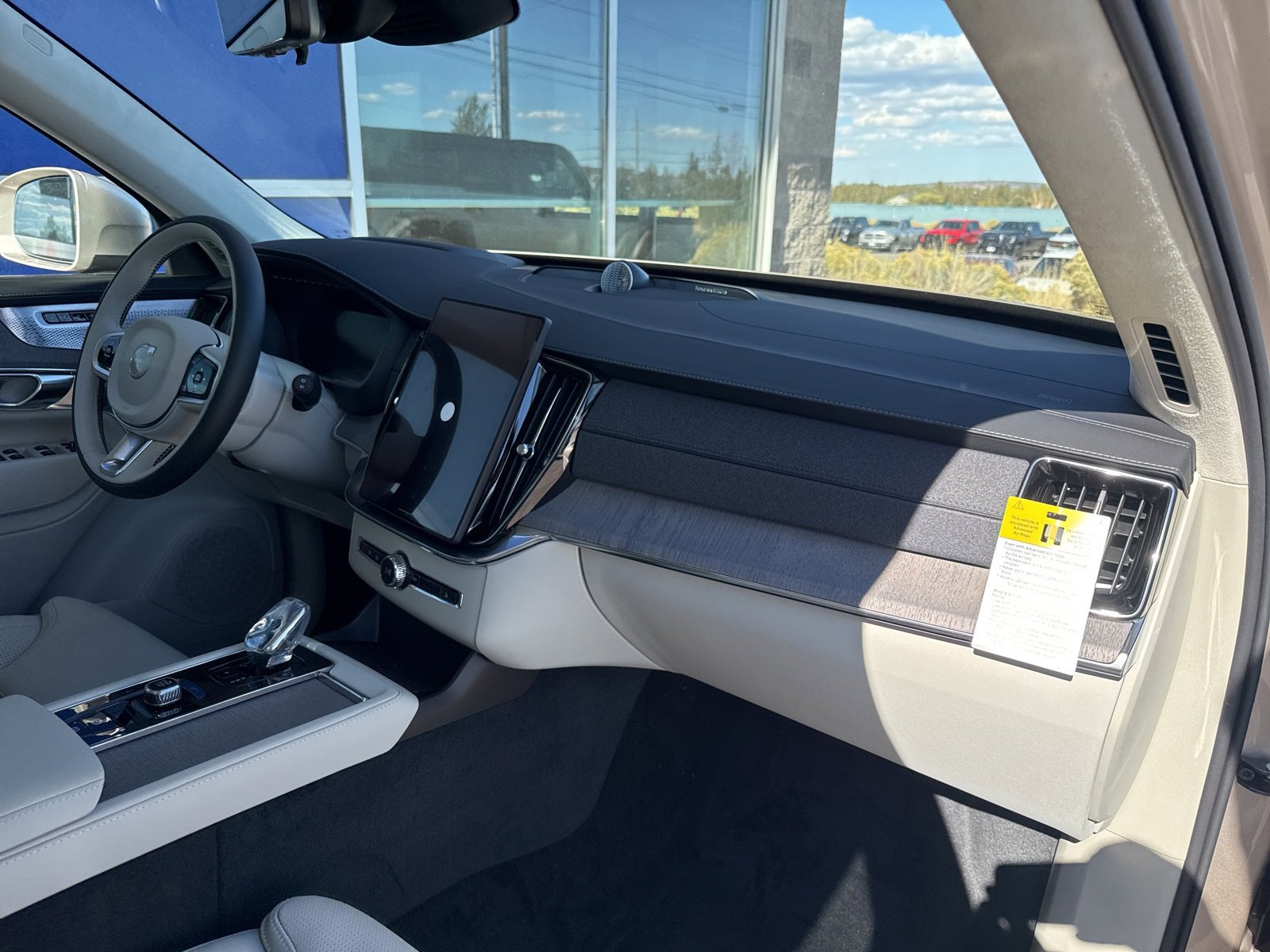 New 2026 Volvo XC90 T8 Ultra image 14