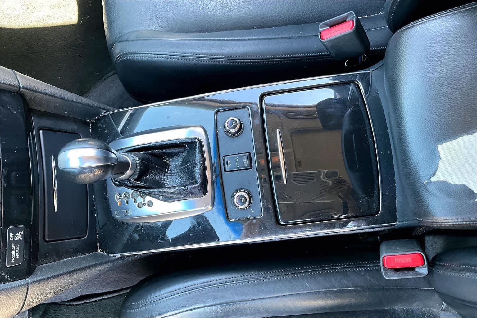 Used 2014 INFINITI QX70 AWD w/ Premium Package image 15
