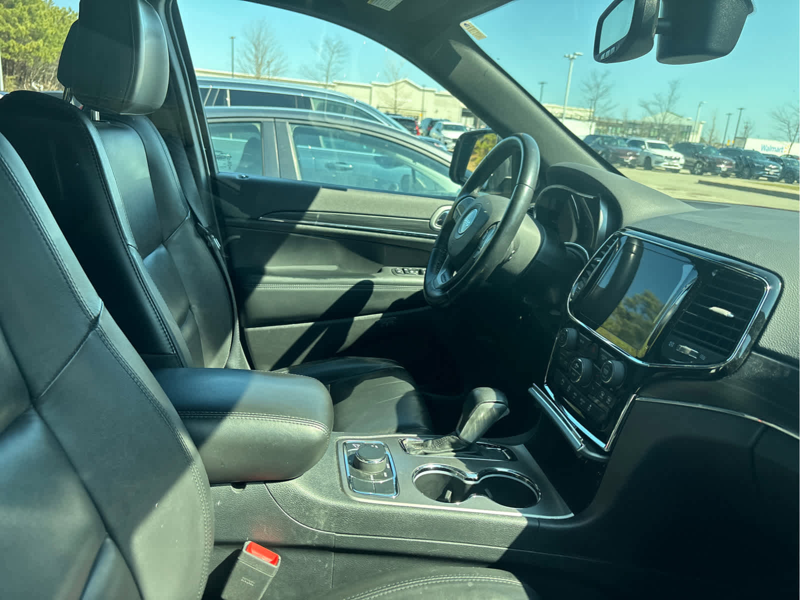 Used 2019 Jeep Grand Cherokee Limited image 2