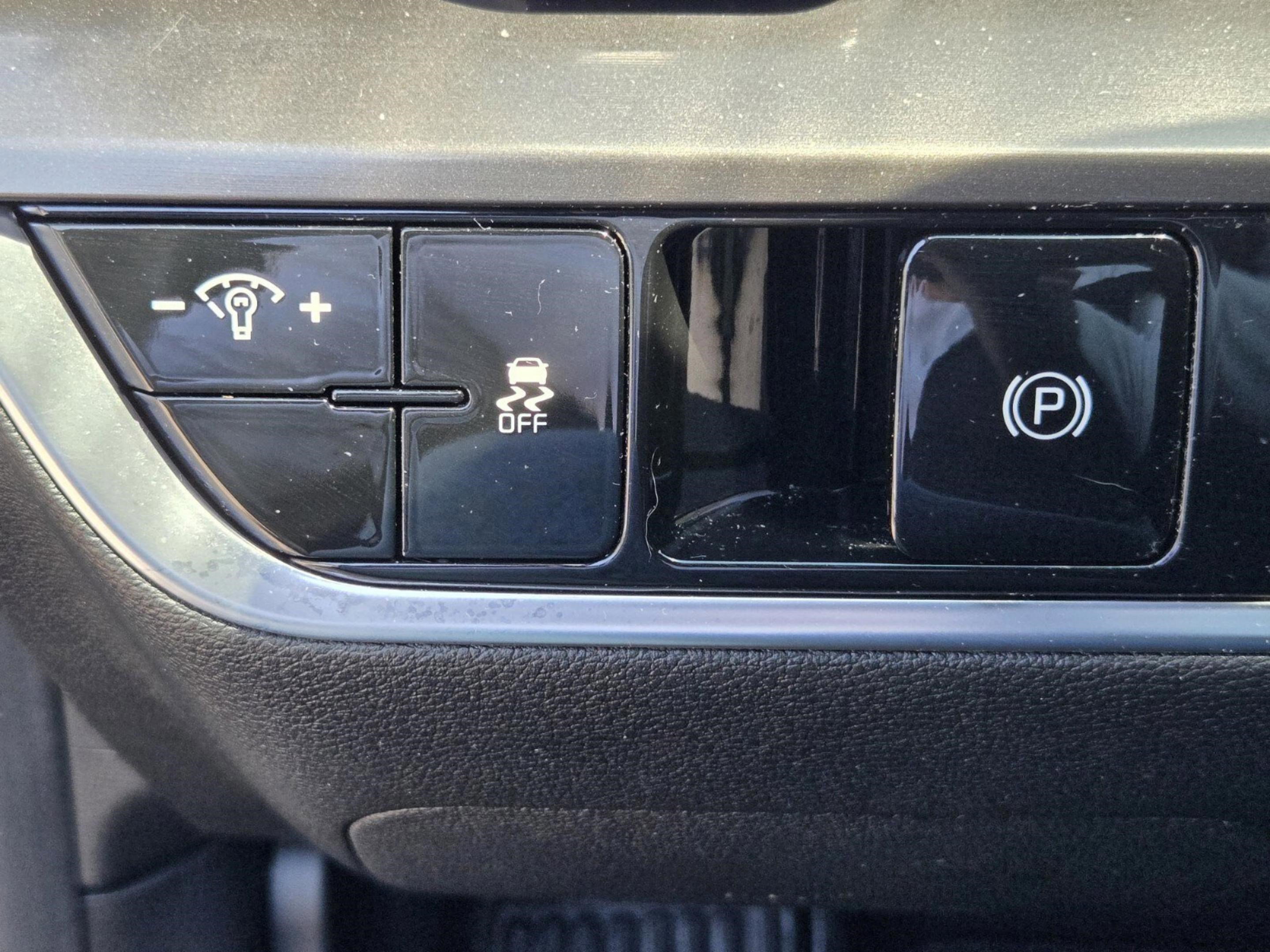 Used 2024 Kia Sportage EX image 51