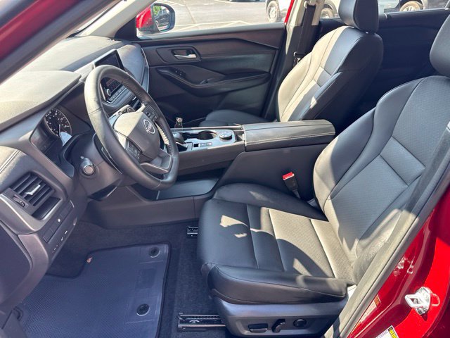 Used 2026 Nissan Rogue SV w/ SV Premium Package AWD/4WD image 12
