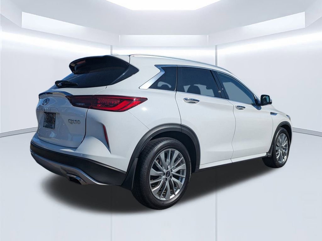 Certified 2025 INFINITI QX50 Luxe image 5