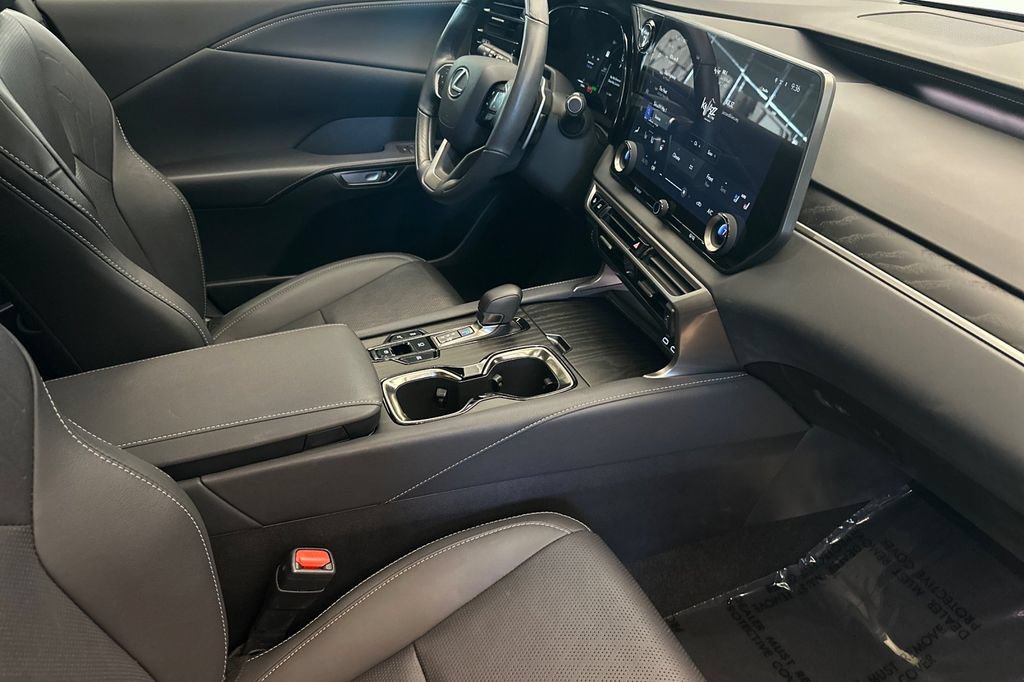 Certified 2025 Lexus RX 350 w/ Convenience Package AWD/4WD image 16