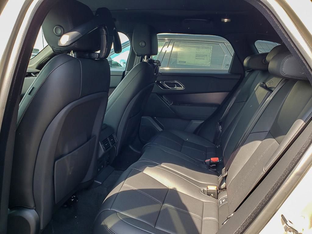 New 2026 Land Rover Range Rover Velar Dynamic SE image 10