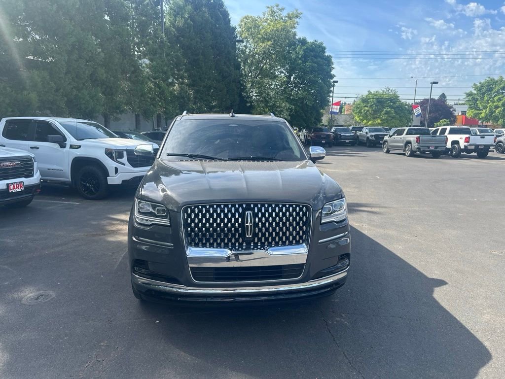 Used 2022 Lincoln Navigator L Black Label AWD/4WD image 8