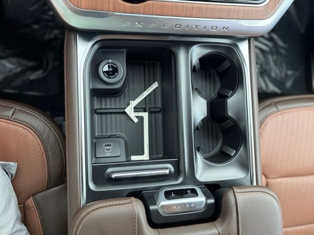 New 2026 Ford Expedition King Ranch AWD/4WD image 7