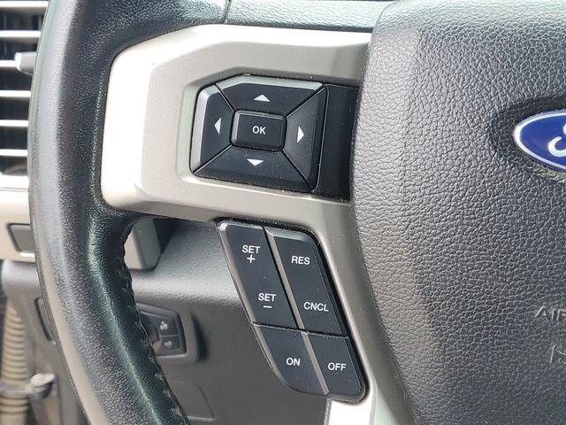 Used 2017 Ford F250 Lariat w/ Lariat Value Package AWD/4WD image 16
