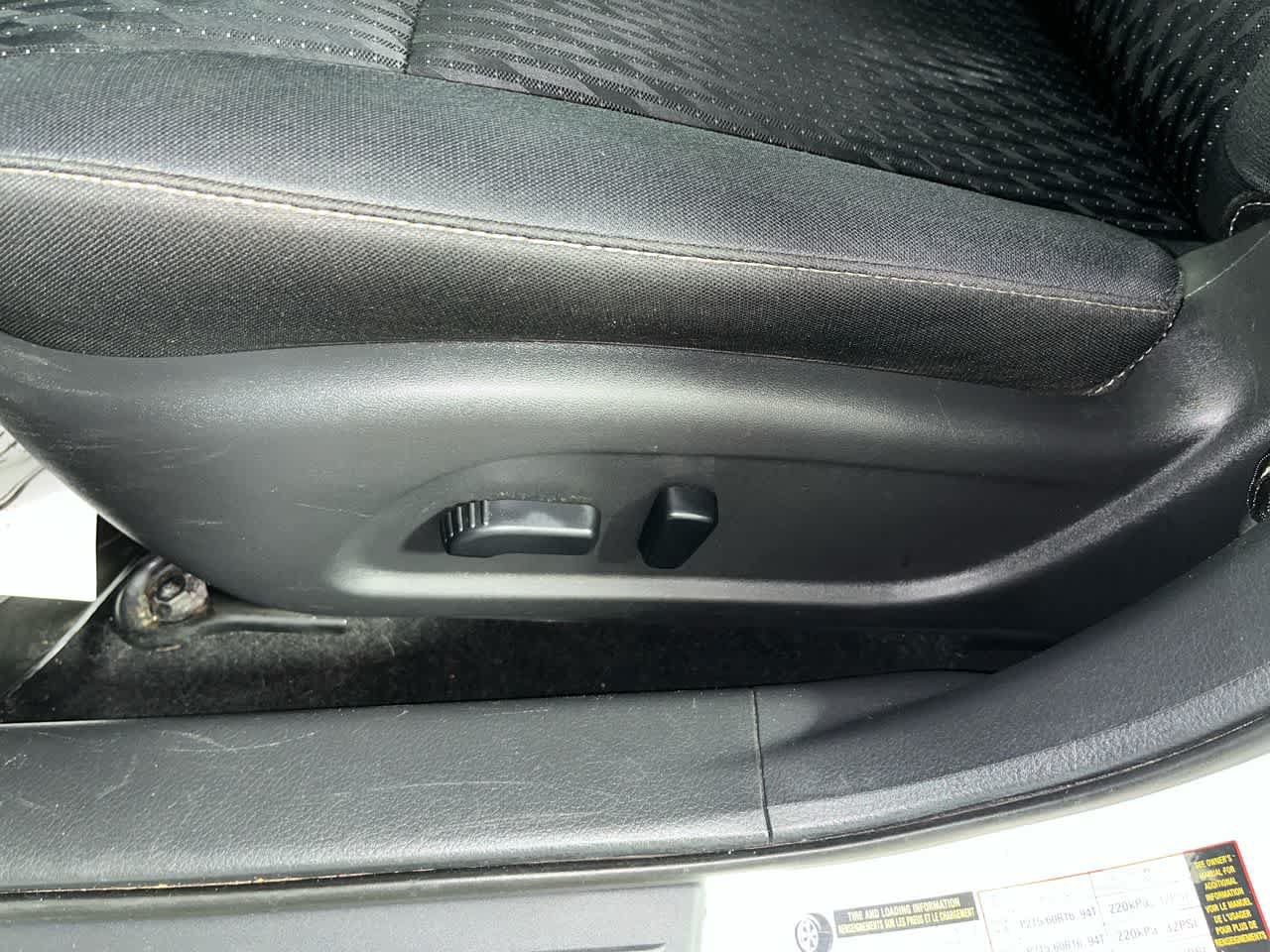 Used 2016 Nissan Altima 2.5 S w/ Power Driver Seat Package FWD image 14