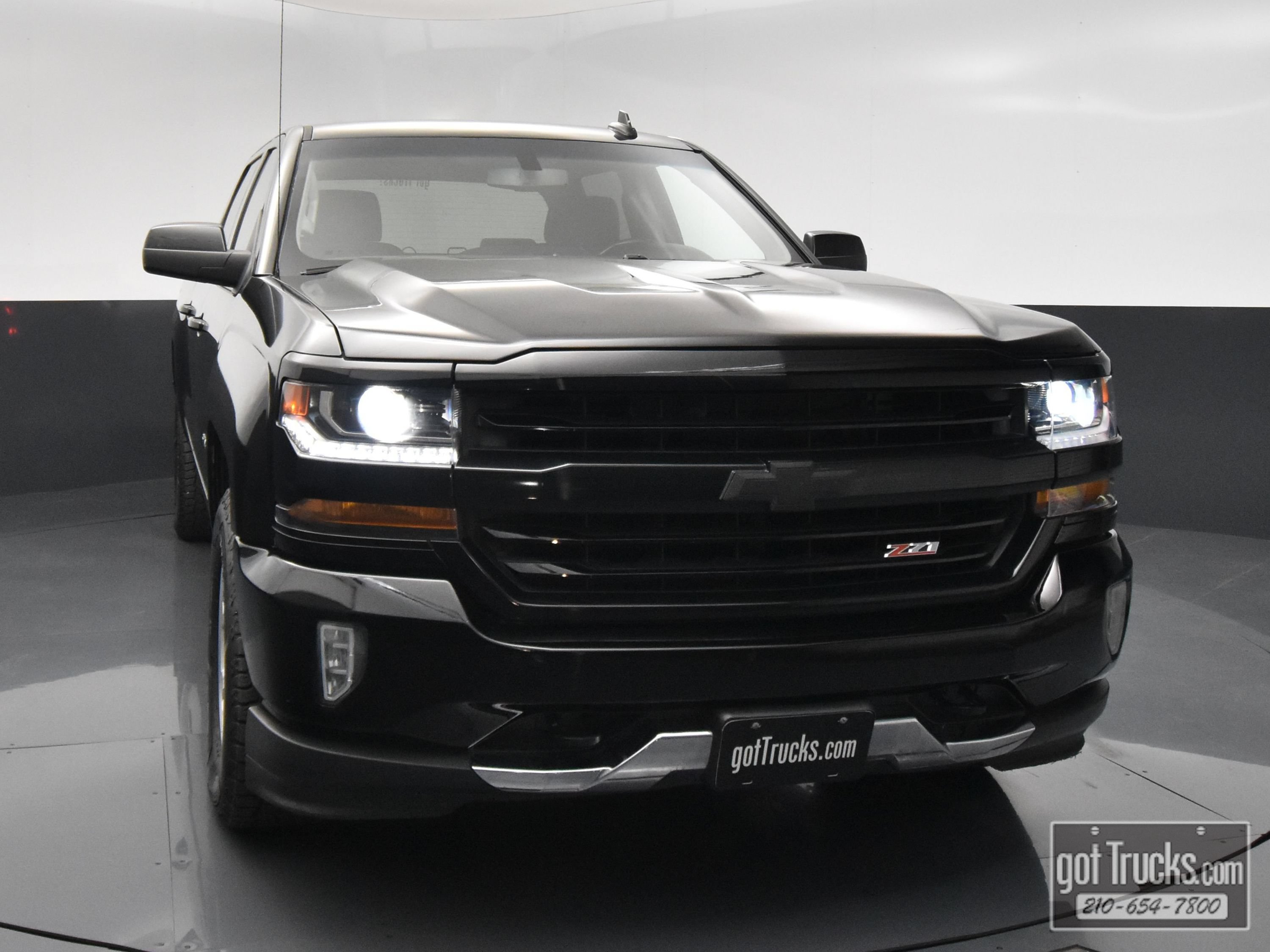Used 2018 Chevrolet Silverado 1500 LT w/ All Star Edition AWD/4WD image 50