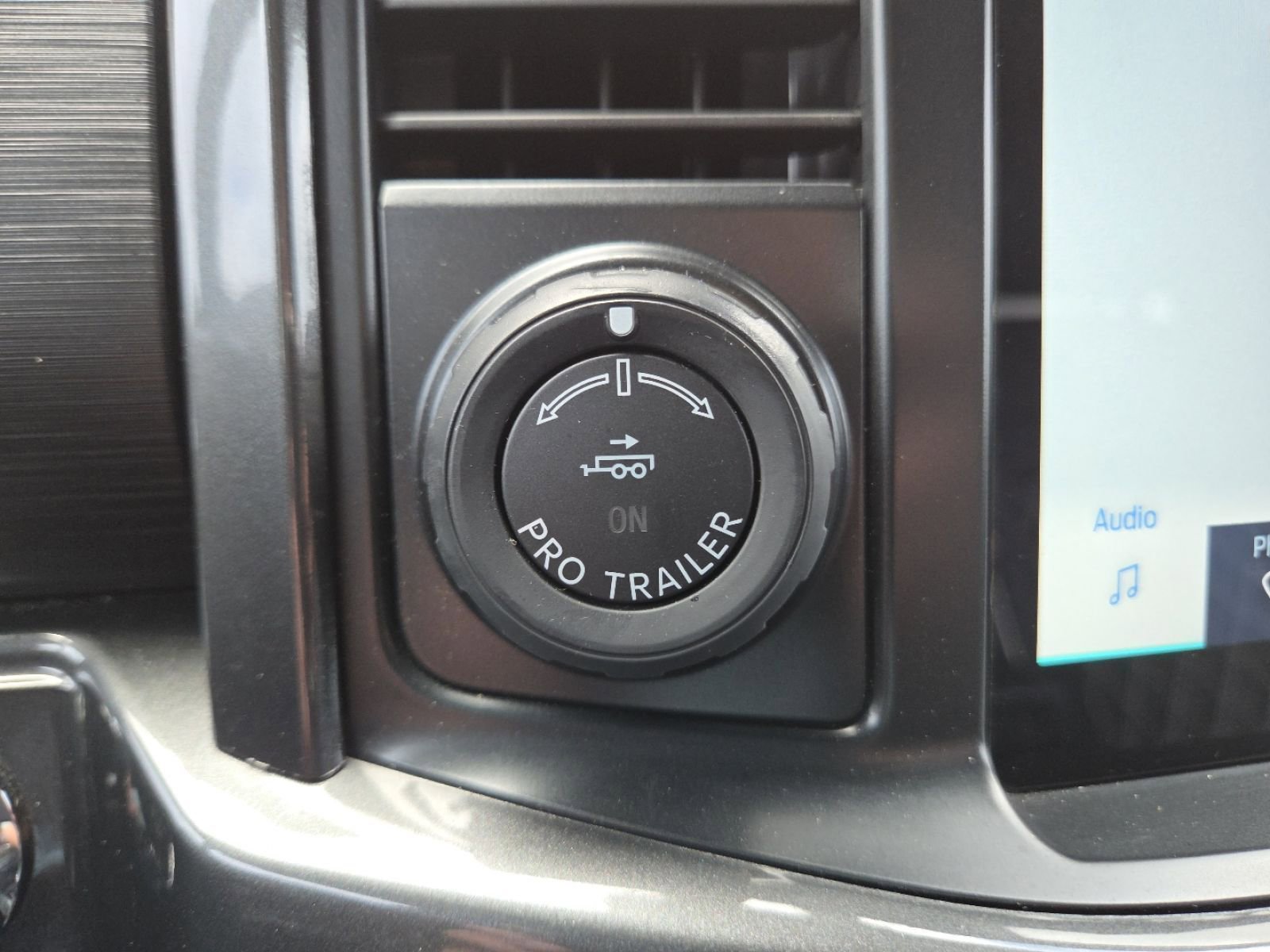 Used 2021 Ford F150 XLT w/ Equipment Group 302A High AWD/4WD image 8