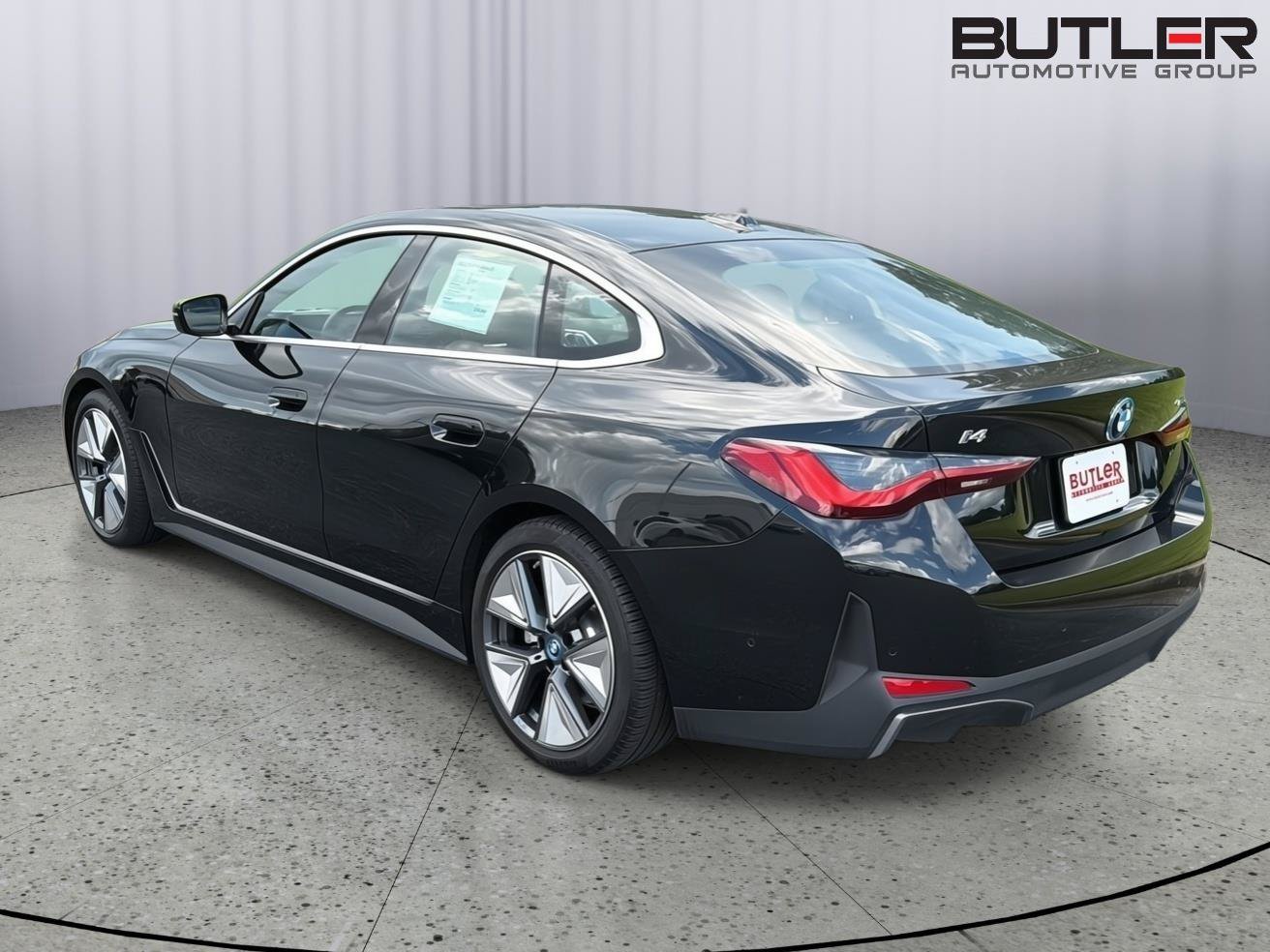 Certified 2023 BMW i4 eDrive35 w/ Parking Assistance Package RWD image 4