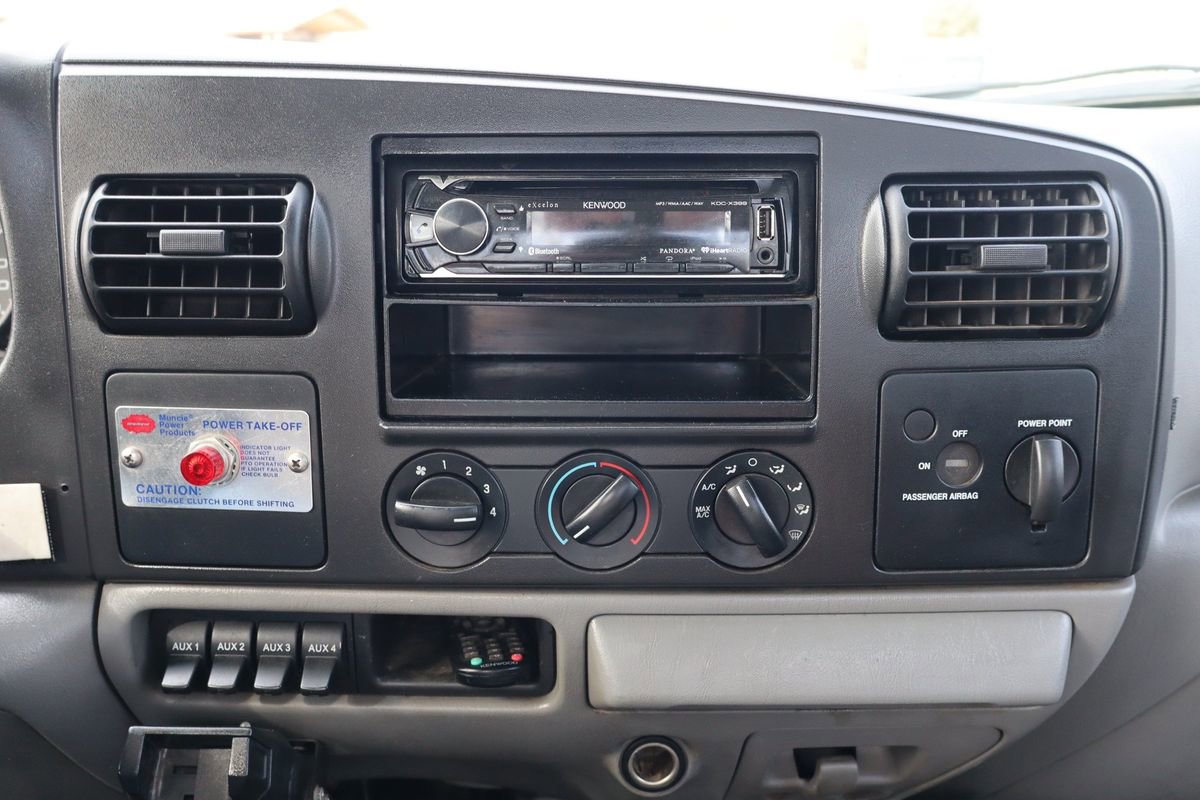 Used 2006 Ford F350 XL image 32