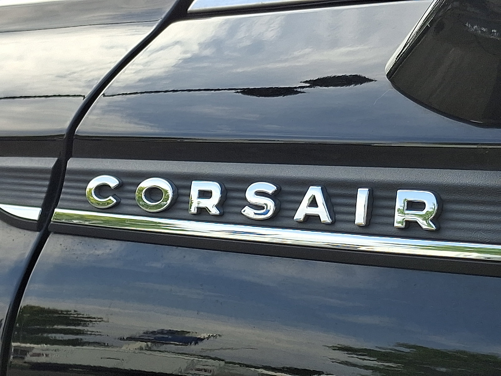 Used 2022 Lincoln Corsair AWD w/ Premium Package image 34