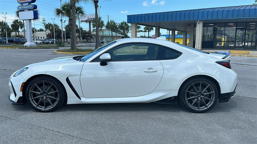 Used 2022 Subaru BRZ Limited RWD image 2