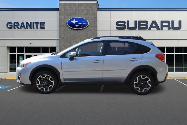 Used 2017 Subaru Crosstrek 2.0i Premium AWD/4WD image 6