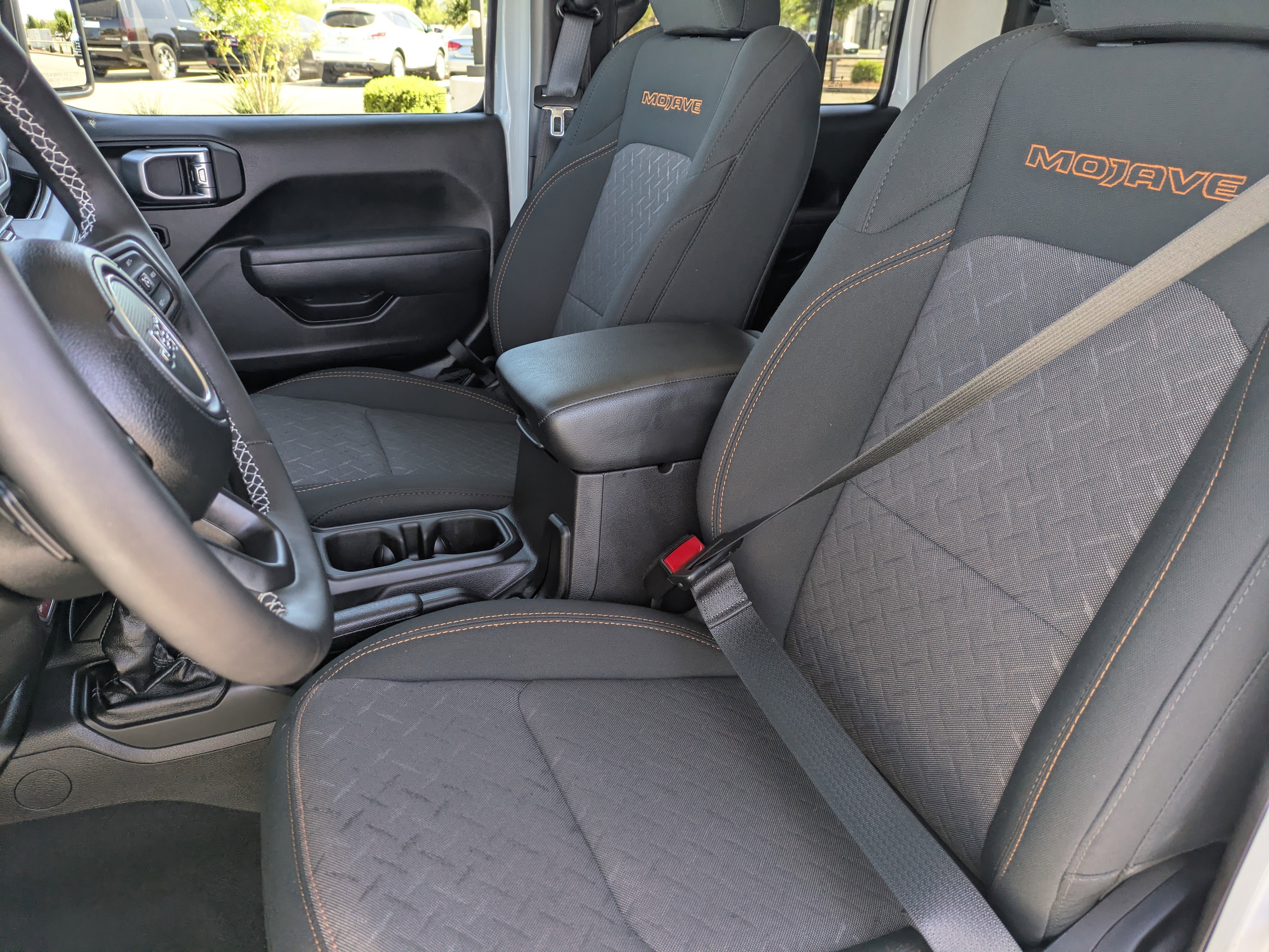 Used 2025 Jeep Gladiator Mojave image 25