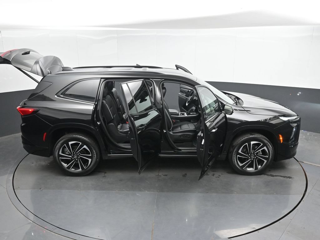 Used 2025 Buick Enclave Sport Touring AWD/4WD image 50