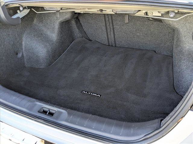 Used 2020 Nissan Altima 2.0 Platinum image 6