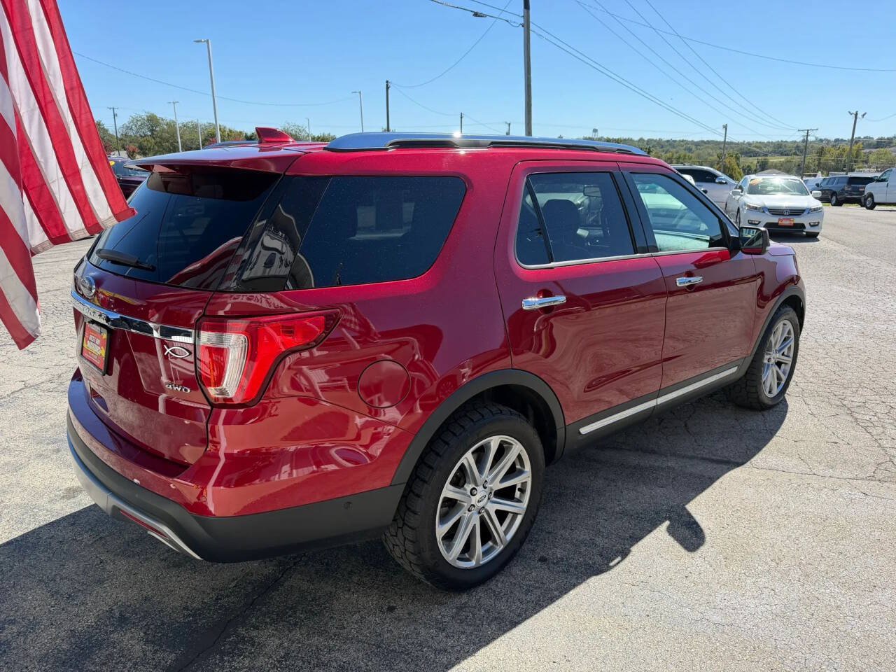 Used 2017 Ford Explorer Limited w/ Equipment Group 301A AWD/4WD image 5