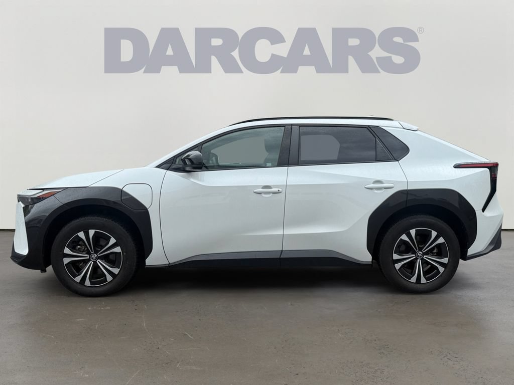 Used 2024 Toyota bZ4X AWD w/ Weather Package image 4