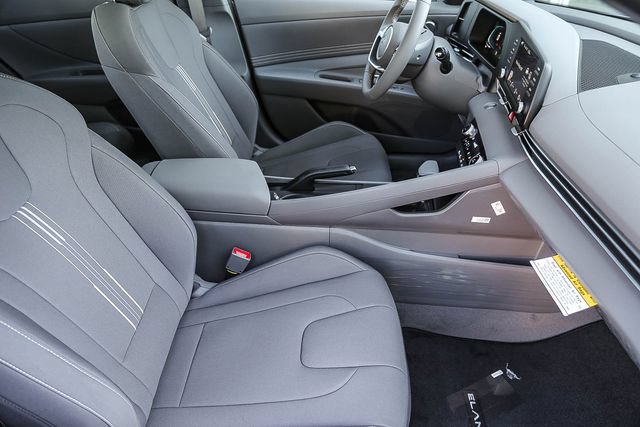 New 2026 Hyundai Elantra Sport FWD image 18