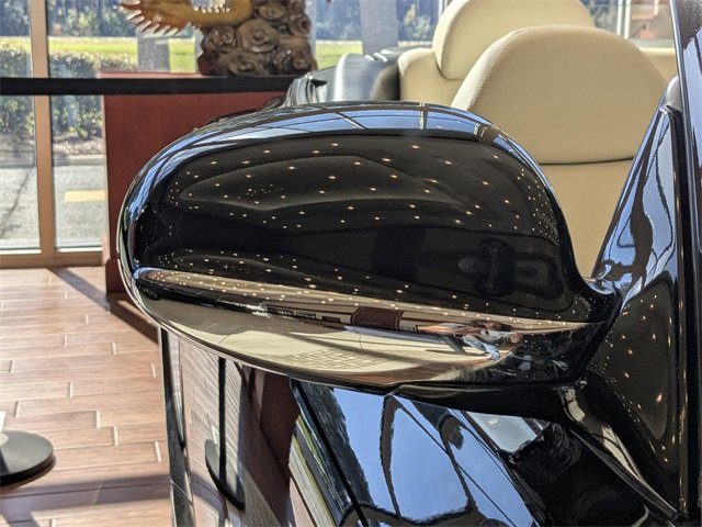 Used 2004 Lexus SC 430 Convertible image 12