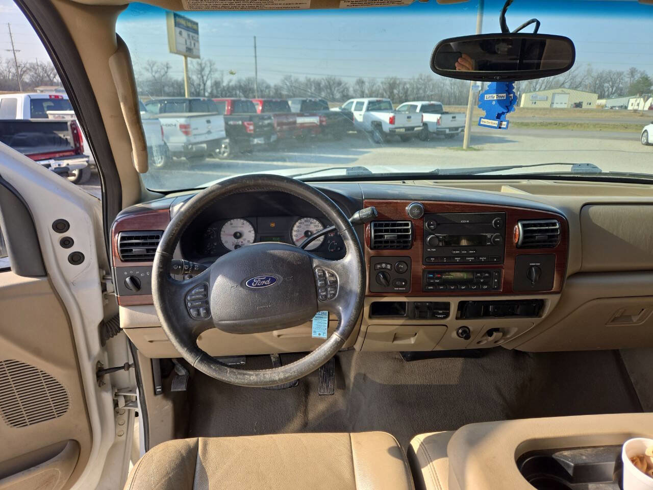 Used 2005 Ford F350 Lariat image 13