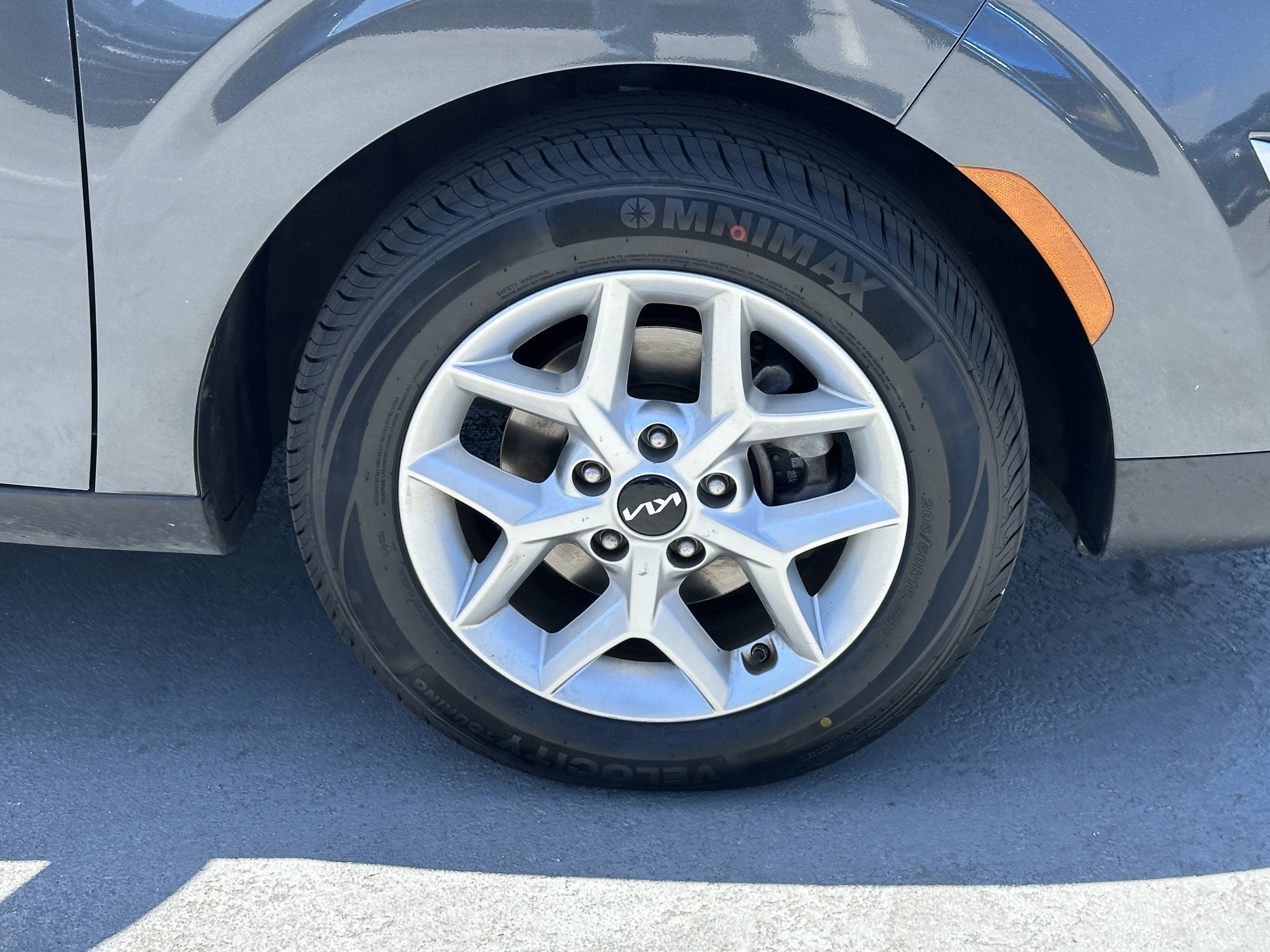 Certified 2023 Kia Soul S FWD image 13