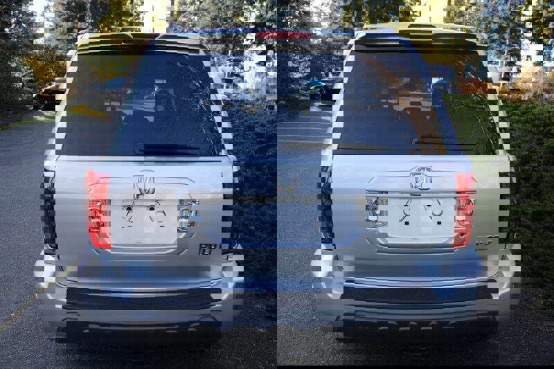 Used 2005 Honda Pilot EX-L image 11