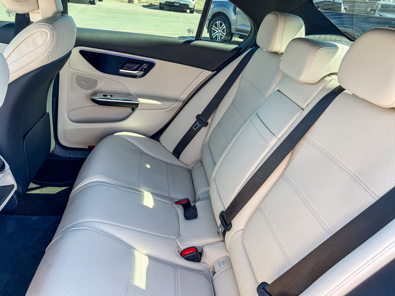 Used 2023 Mercedes-Benz C 300 Sedan image 18