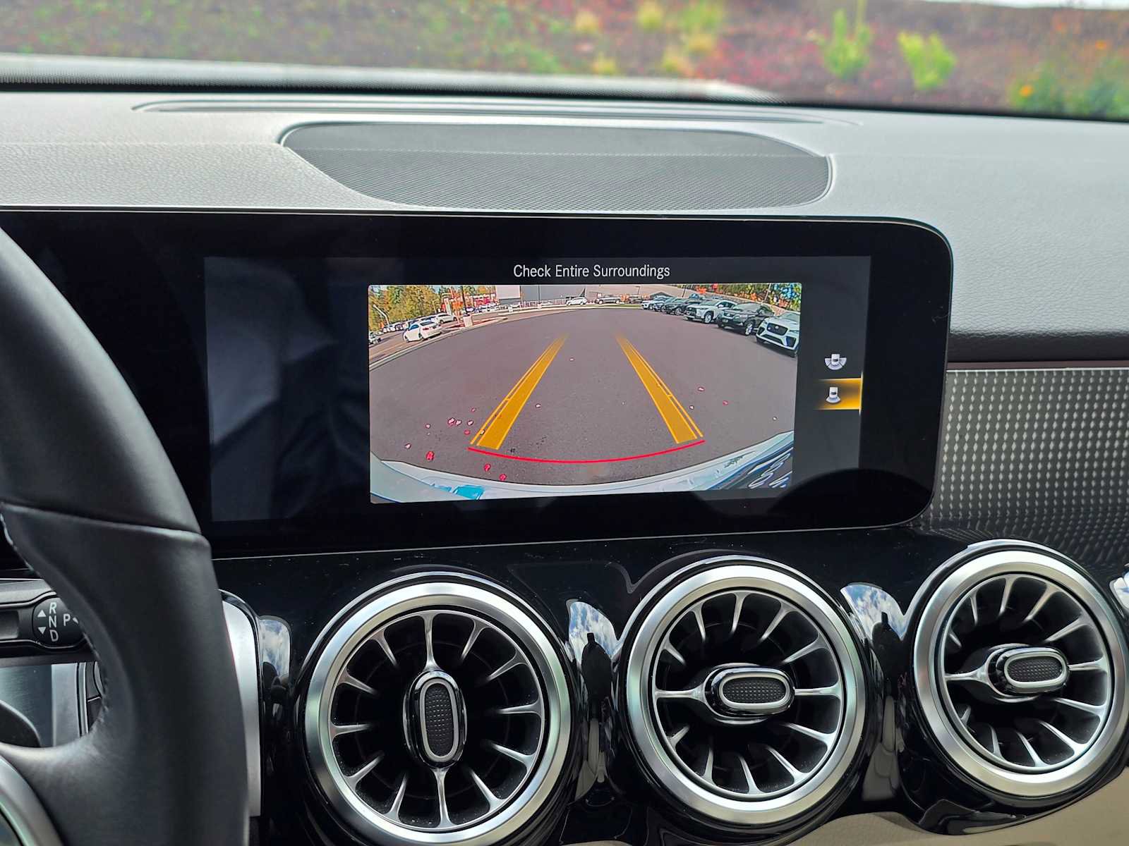 Used 2022 Mercedes-Benz GLB 250 GLB 250 image 23