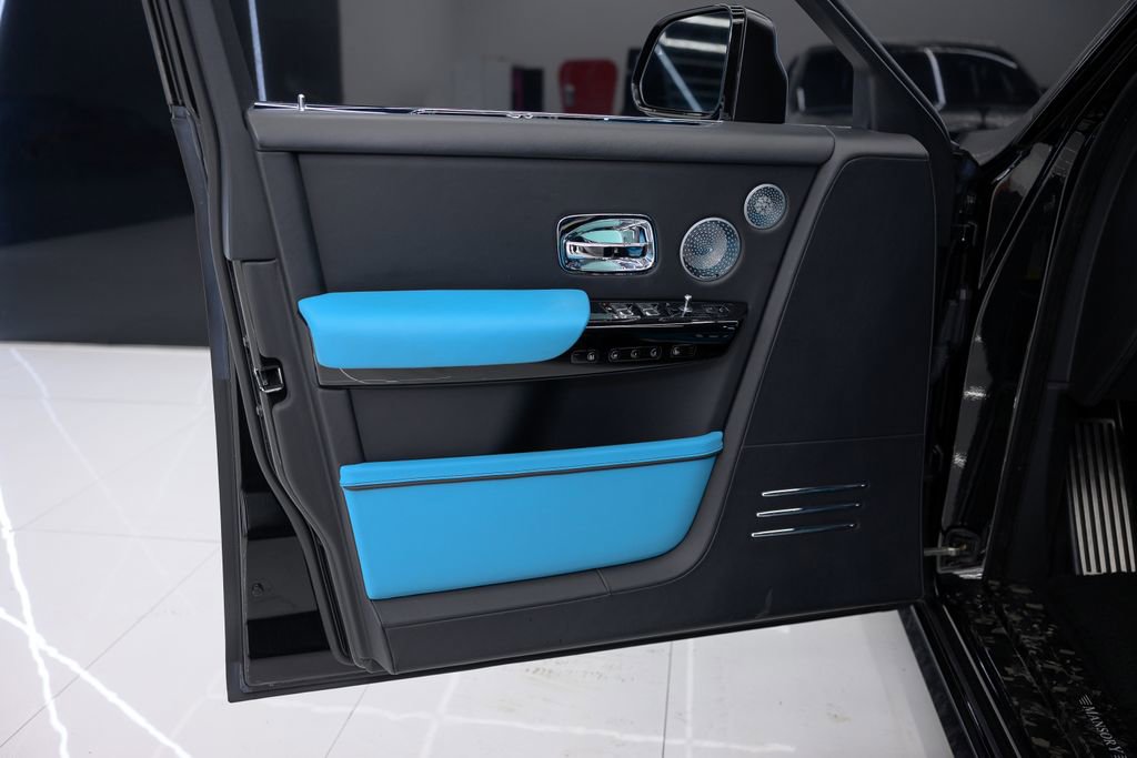 Used 2023 Rolls-Royce Phantom Sedan image 67