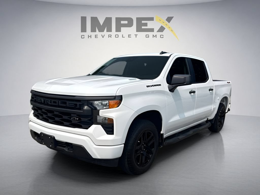 Used 2024 Chevrolet Silverado 1500 Custom AWD/4WD image 1