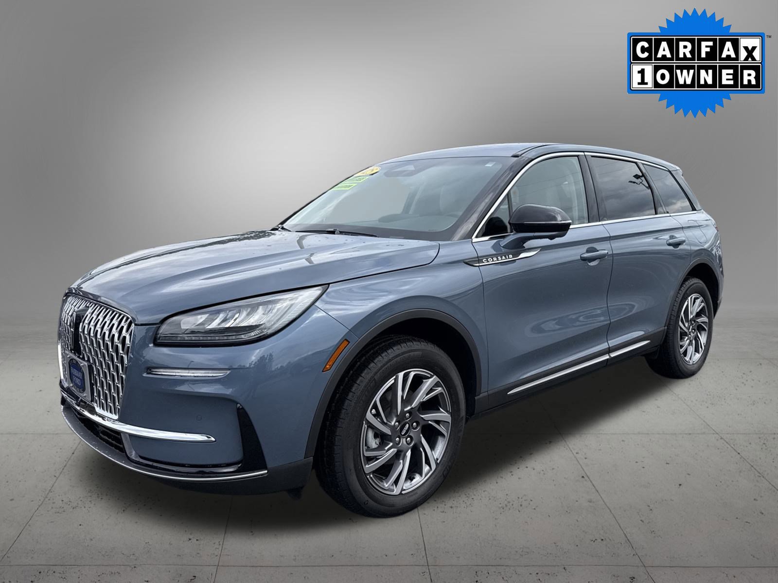 Used 2025 Lincoln Corsair FWD w/ Equipment Group 101A image 1