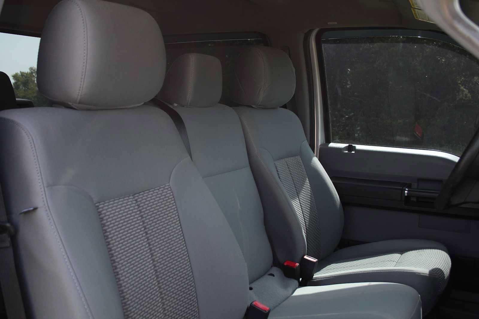 Used 2016 Ford F250 XLT w/ XLT Value Package AWD/4WD image 22