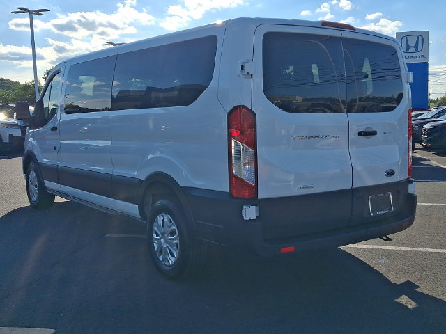 Used 2023 Ford Transit 350 XLT RWD image 4