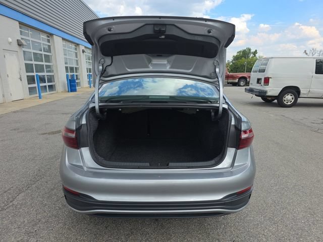 Used 2024 Volkswagen Jetta SE FWD image 13